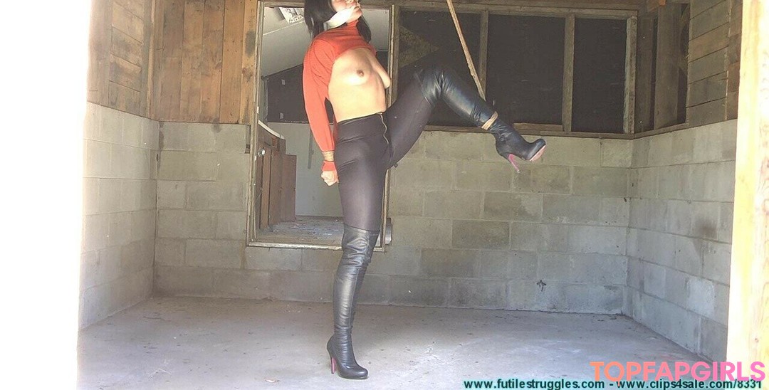 Foto desnuda filtrada de OnlyFans de Enchantress Sahrye #26 Foto desnuda filtrada de OnlyFans de Enchantress Sahrye #26