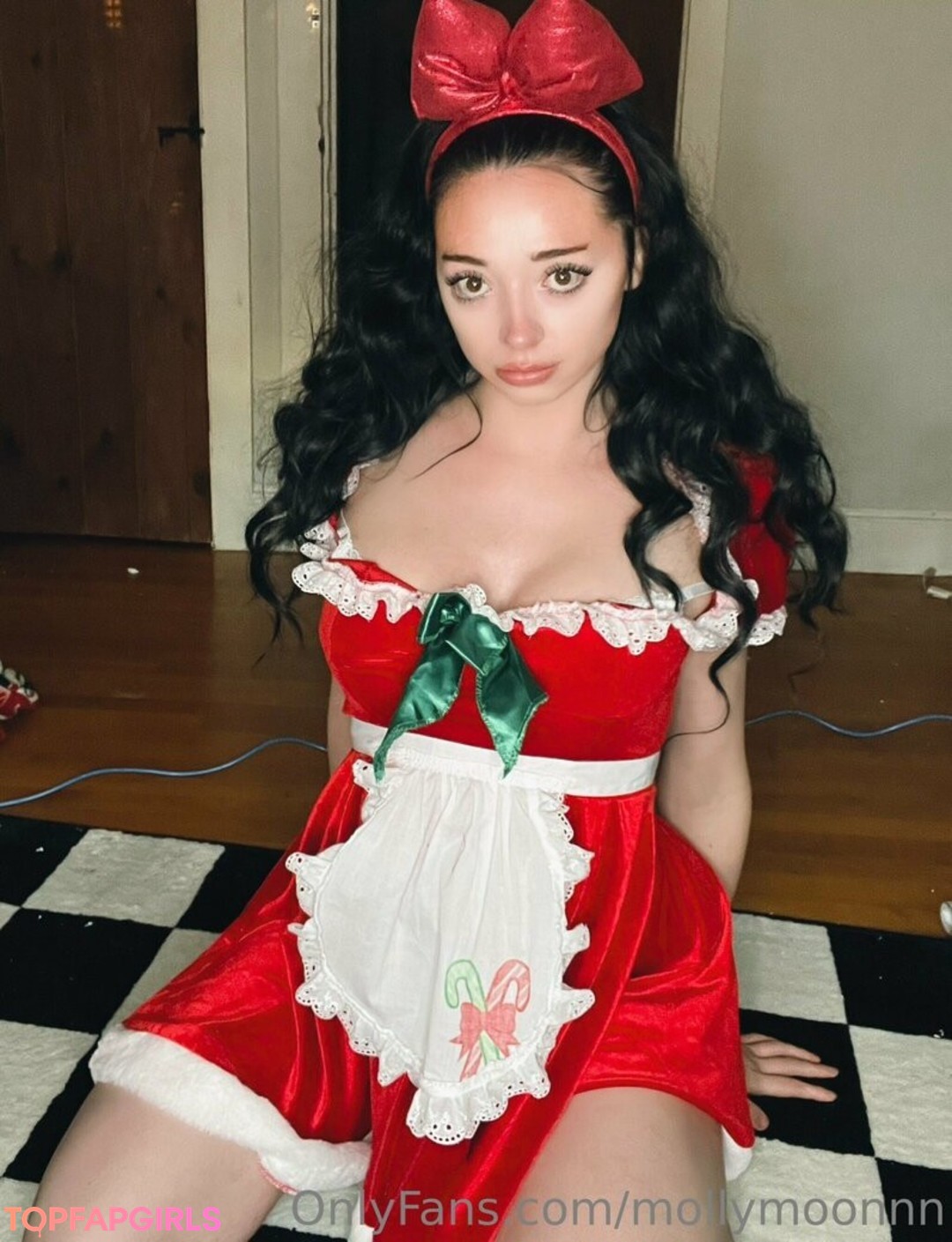 Foto desnuda filtrada de OnlyFans de Mollymoonnn #124 Foto desnuda filtrada de OnlyFans de Mollymoonnn #124