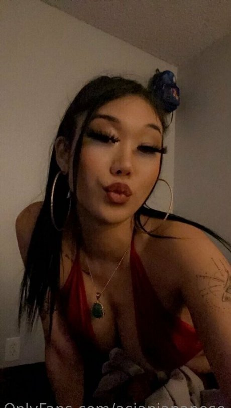 Japanese Goddess