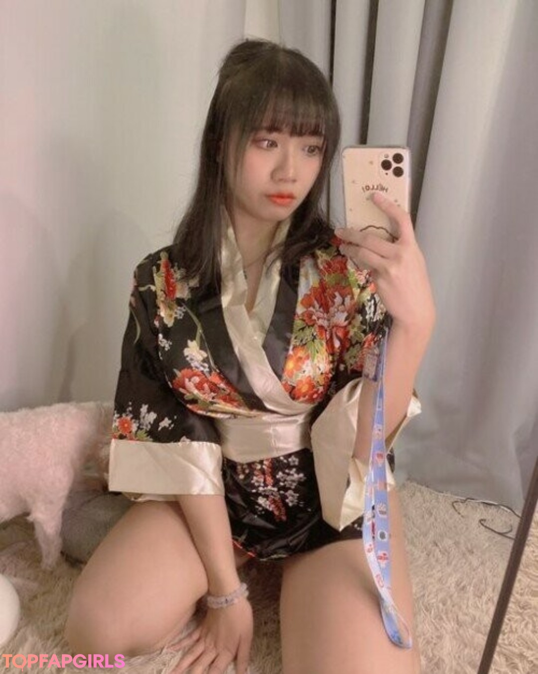 Foto desnuda filtrada de OnlyFans de Momokoxoxo #15 Foto desnuda filtrada de OnlyFans de Momokoxoxo #15