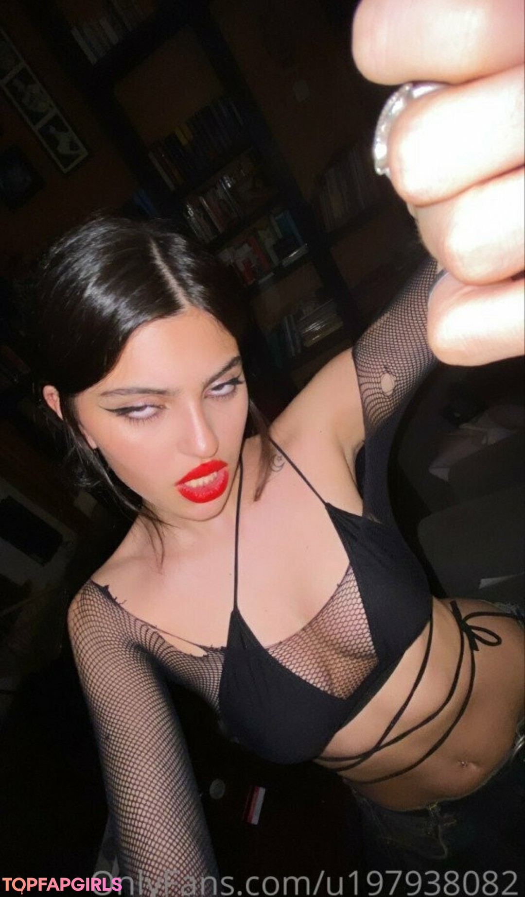 Foto desnuda filtrada de OnlyFans de Desiree Bunny #100 Foto desnuda filtrada de OnlyFans de Desiree Bunny #100