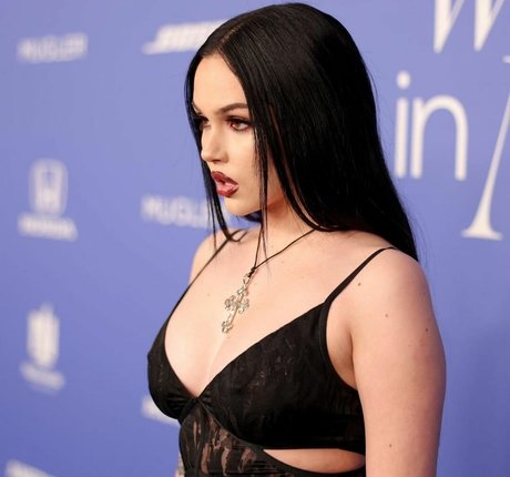 Foto desnuda filtrada de OnlyFans de Maggie Lindemann