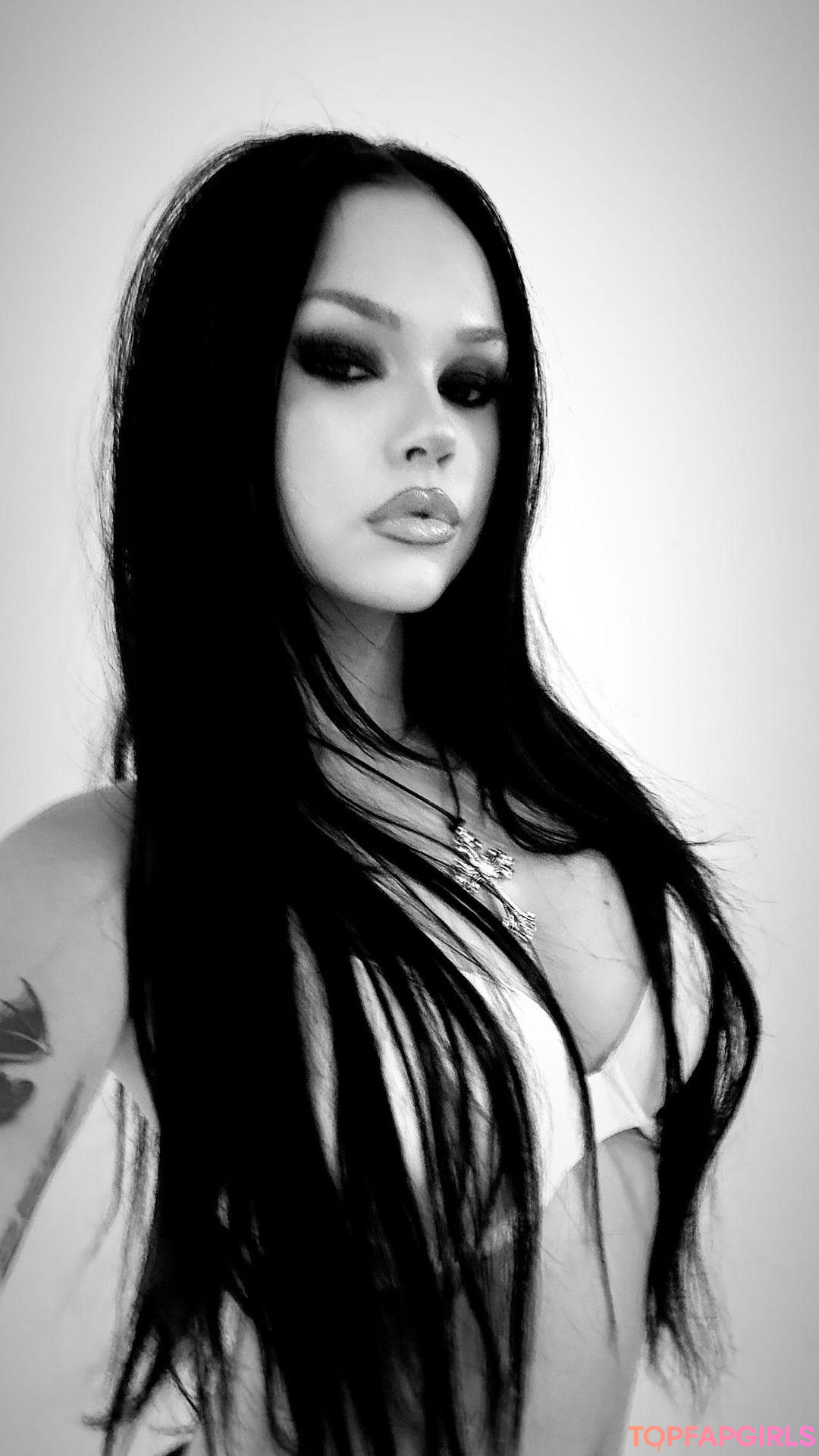 Foto desnuda filtrada de OnlyFans de Maggie Lindemann #249 Foto desnuda filtrada de OnlyFans de Maggie Lindemann #249