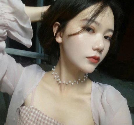 Qinqinwoya
