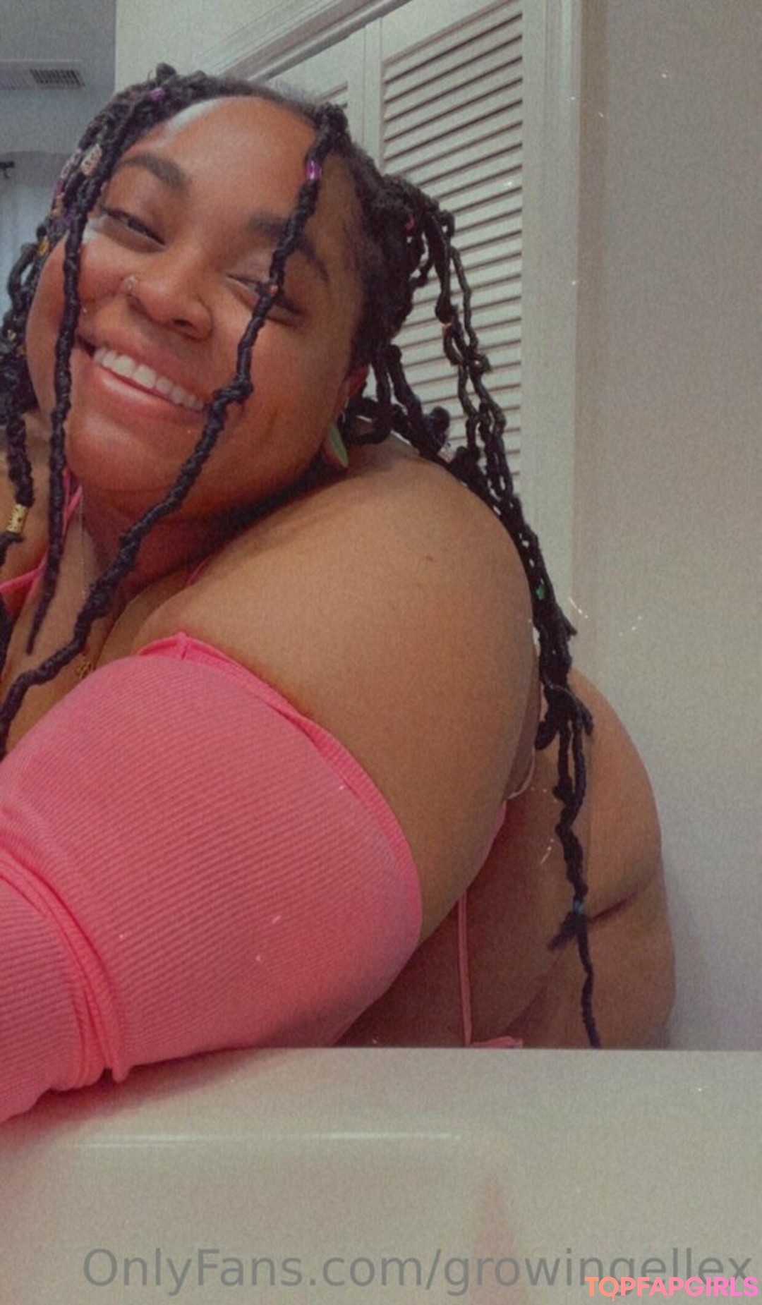 Foto desnuda filtrada de OnlyFans de Growingellex #354 Foto desnuda filtrada de OnlyFans de Growingellex #354