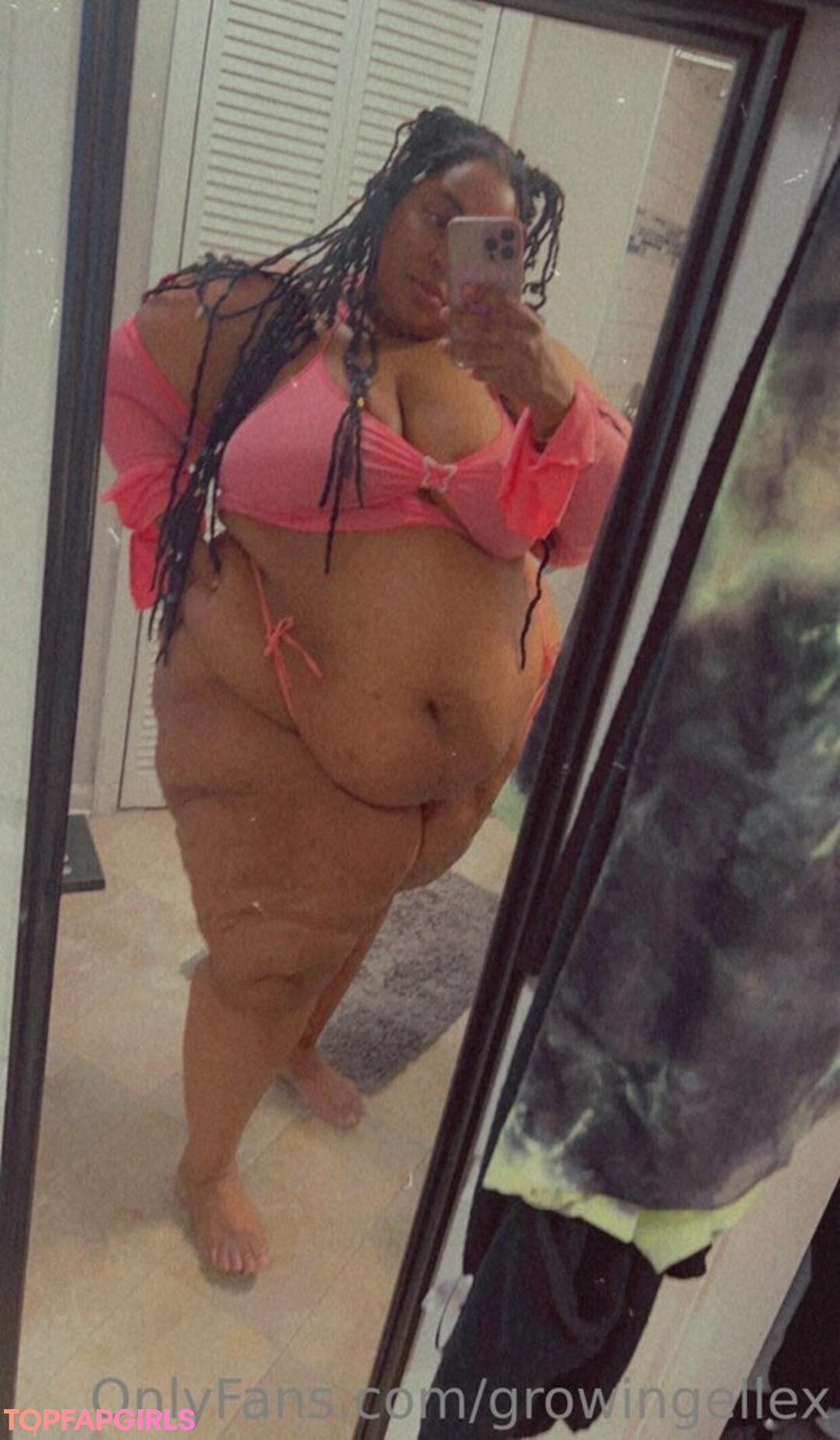 Foto desnuda filtrada de OnlyFans de Growingellex #355 Foto desnuda filtrada de OnlyFans de Growingellex #355