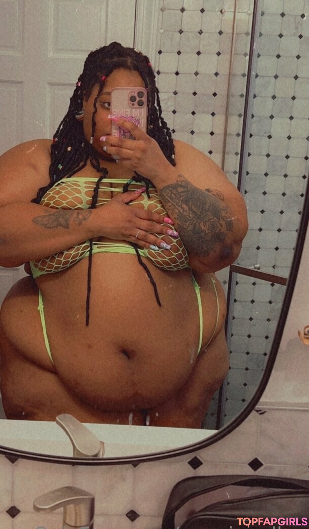 Foto desnuda filtrada de OnlyFans de Growingellex #380 Foto desnuda filtrada de OnlyFans de Growingellex #380