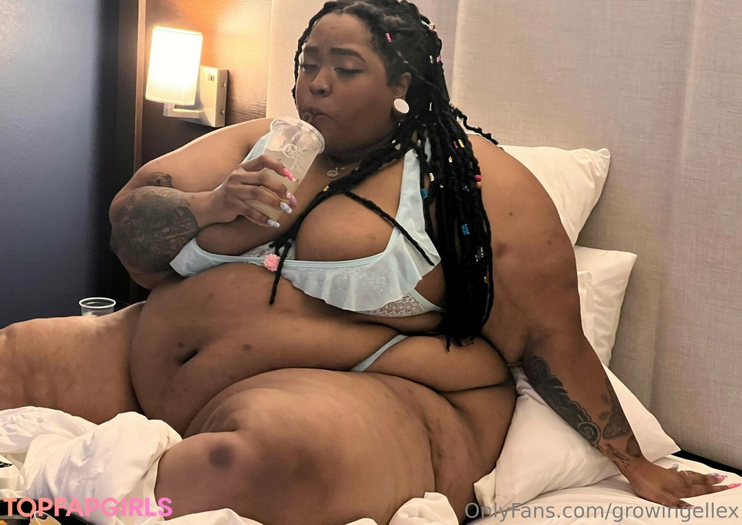 Foto desnuda filtrada de OnlyFans de Growingellex #399 Foto desnuda filtrada de OnlyFans de Growingellex #399