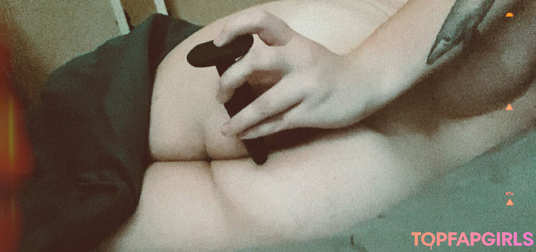 Foto desnuda filtrada de OnlyFans de Estellevirgo #3 Foto desnuda filtrada de OnlyFans de Estellevirgo #3