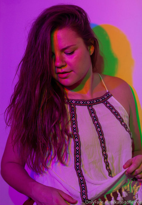Foto desnuda filtrada de OnlyFans de Katesofiefree