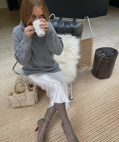 Rosie Hw