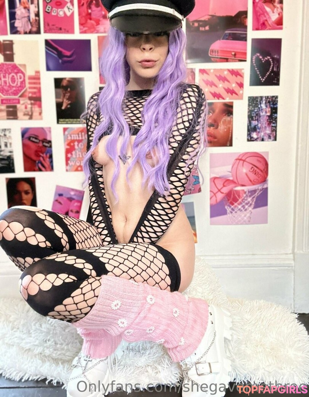 Foto desnuda filtrada de OnlyFans de Shegavemethree #132 Foto desnuda filtrada de OnlyFans de Shegavemethree #132