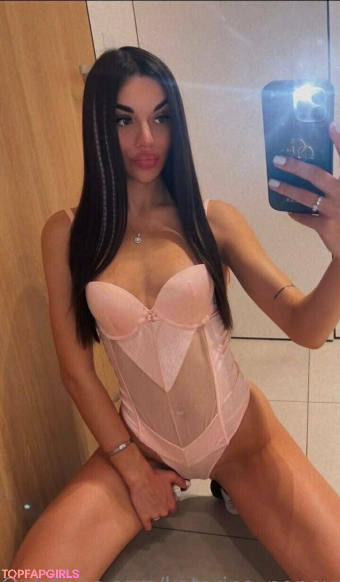 Foto desnuda filtrada de OnlyFans de Katarinapopova #9 Foto desnuda filtrada de OnlyFans de Katarinapopova #9