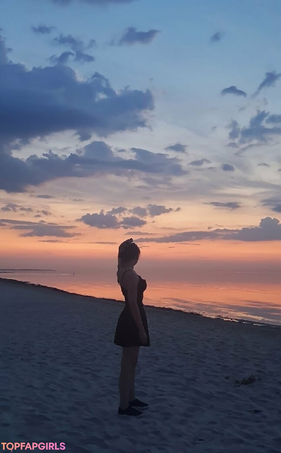 Foto desnuda filtrada de OnlyFans de Sstormyfox #3 Foto desnuda filtrada de OnlyFans de Sstormyfox #3