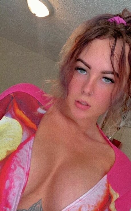 Foto desnuda filtrada de OnlyFans de Titstatsnbooty