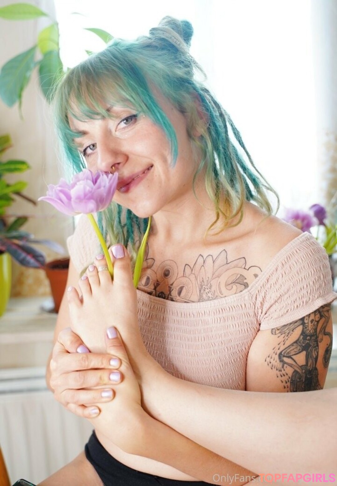 Foto desnuda filtrada de OnlyFans de Freakyfjonda #123 Foto desnuda filtrada de OnlyFans de Freakyfjonda #123