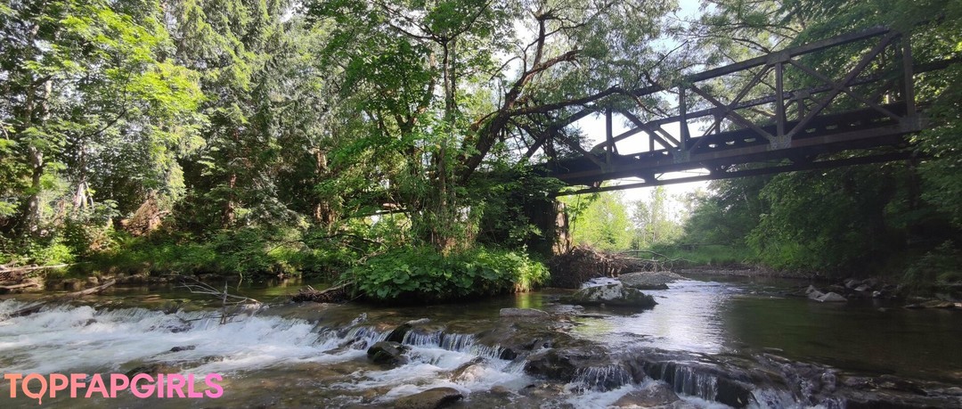 Foto desnuda filtrada de OnlyFans de Freakyfjonda #286 Foto desnuda filtrada de OnlyFans de Freakyfjonda #286