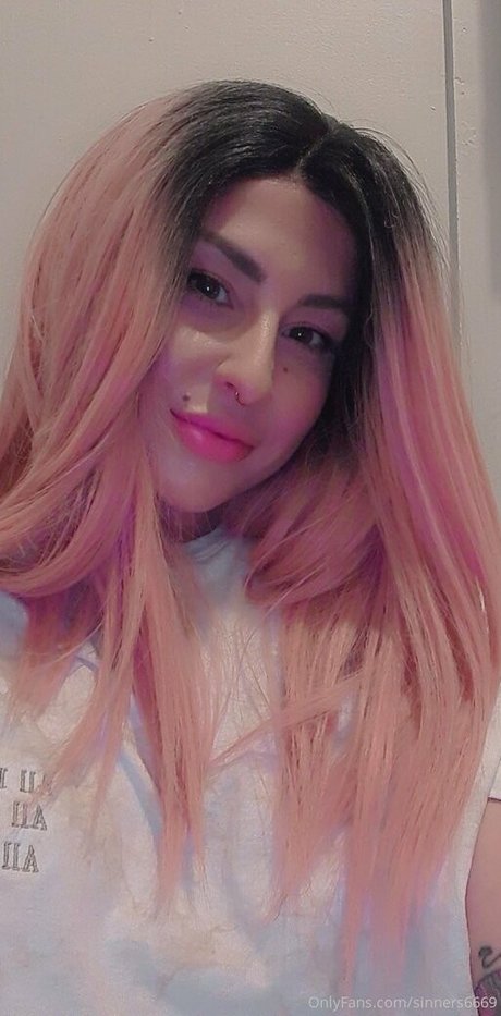 Adelezoraleefree