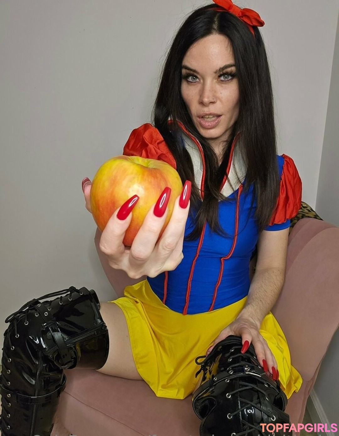 Foto desnuda filtrada de OnlyFans de Freetobeexhibitionist #23 Foto desnuda filtrada de OnlyFans de Freetobeexhibitionist #23