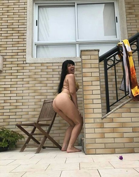 Foto desnuda filtrada de OnlyFans de Michiisdiary