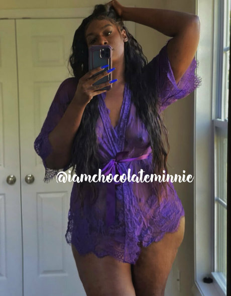 Foto desnuda filtrada de OnlyFans de Therealchocolateminnie