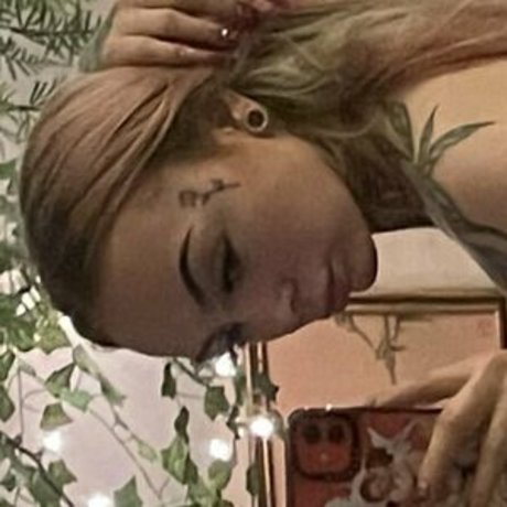 Foto desnuda filtrada de OnlyFans de Elyse Summer
