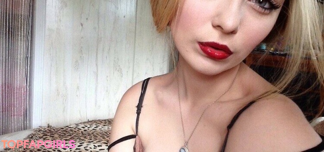 Foto desnuda filtrada de OnlyFans de Elyse Summer #24 Foto desnuda filtrada de OnlyFans de Elyse Summer #24