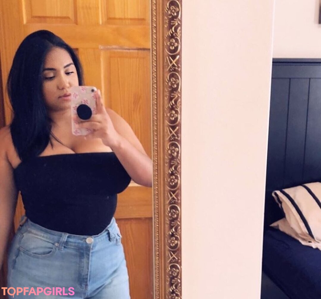 Foto desnuda filtrada de OnlyFans de Mynamesydalia #117 Foto desnuda filtrada de OnlyFans de Mynamesydalia #117