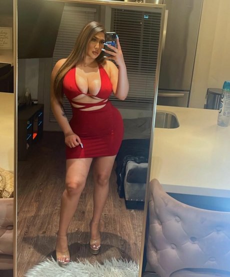 Foto desnuda filtrada de OnlyFans de Dkxvs27 Vdee27