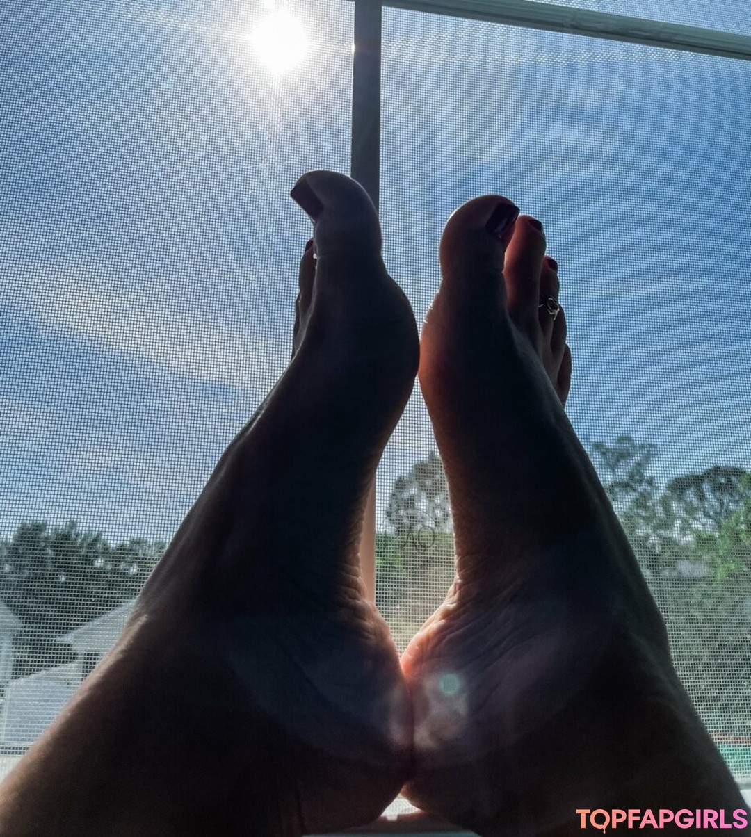 Foto desnuda filtrada de OnlyFans de Paisitafeetpao #69 Foto desnuda filtrada de OnlyFans de Paisitafeetpao #69