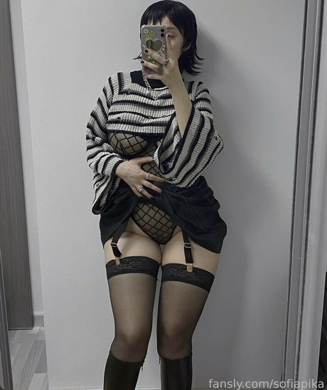 Foto desnuda filtrada de OnlyFans de Sofiapika