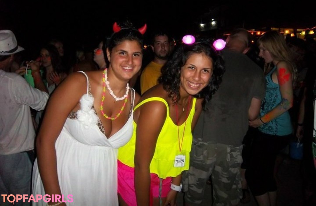 Foto desnuda filtrada de OnlyFans de Coral Hagag #60 Foto desnuda filtrada de OnlyFans de Coral Hagag #60