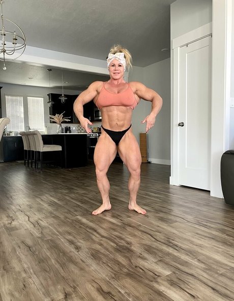 Aleeshayoung