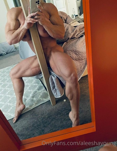 Foto desnuda filtrada de OnlyFans de Aleeshayoung