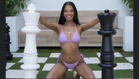 Foto desnuda filtrada de OnlyFans de Eden Jabari