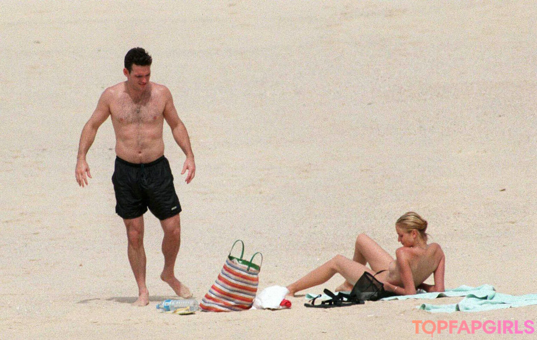 Foto desnuda filtrada de OnlyFans de Cameron Diaz #114 Foto desnuda filtrada de OnlyFans de Cameron Diaz #114