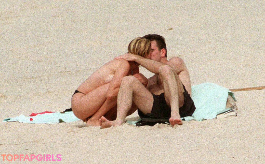 Foto desnuda filtrada de OnlyFans de Cameron Diaz #119 Foto desnuda filtrada de OnlyFans de Cameron Diaz #119