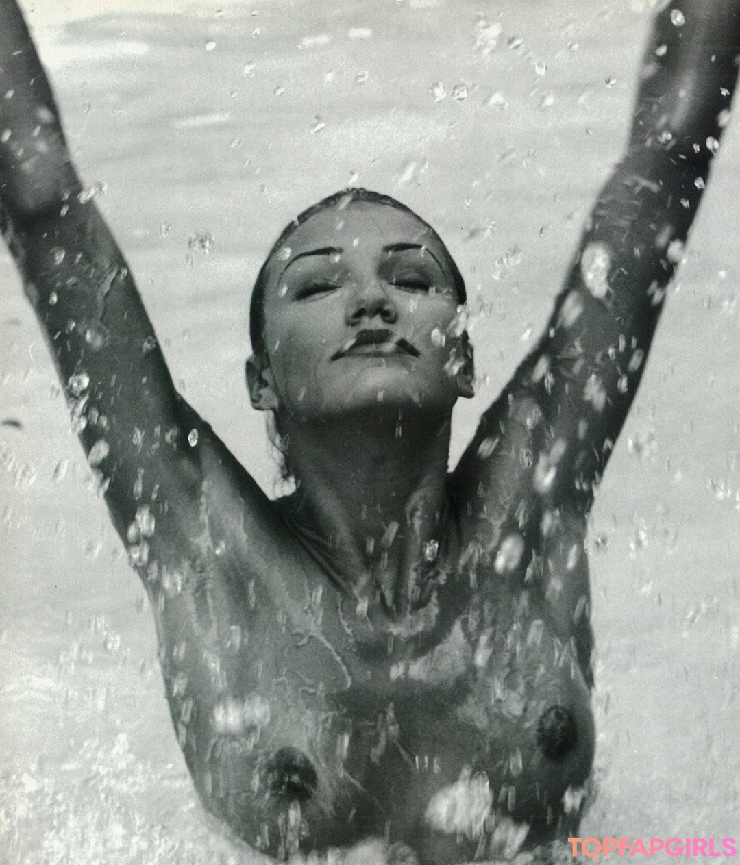 Foto desnuda filtrada de OnlyFans de Cameron Diaz #66 Foto desnuda filtrada de OnlyFans de Cameron Diaz #66