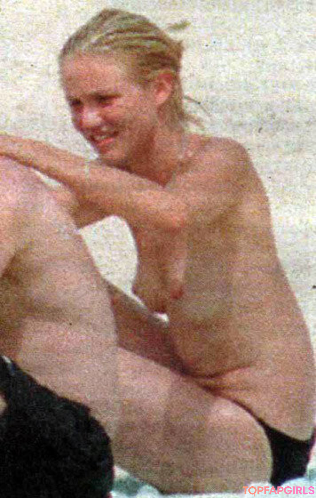 Foto desnuda filtrada de OnlyFans de Cameron Diaz #74 Foto desnuda filtrada de OnlyFans de Cameron Diaz #74