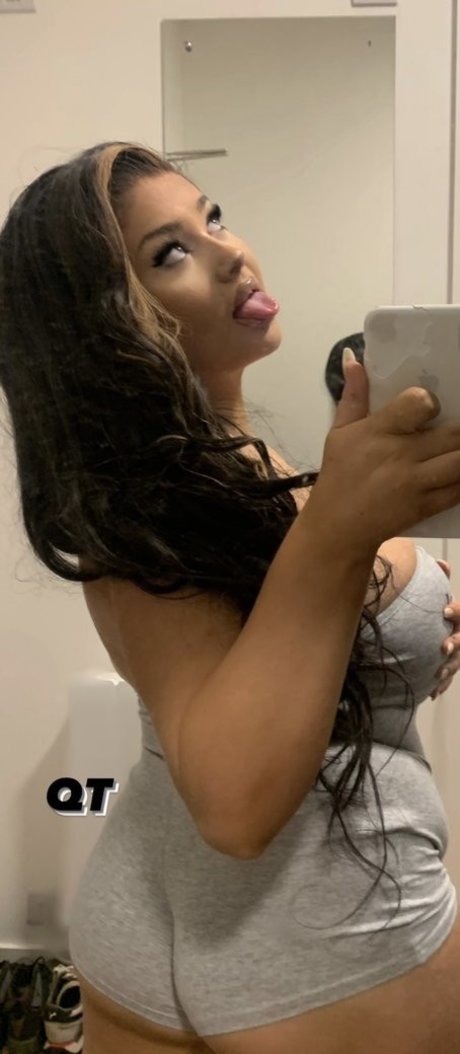 Foto desnuda filtrada de OnlyFans de Erin Brock