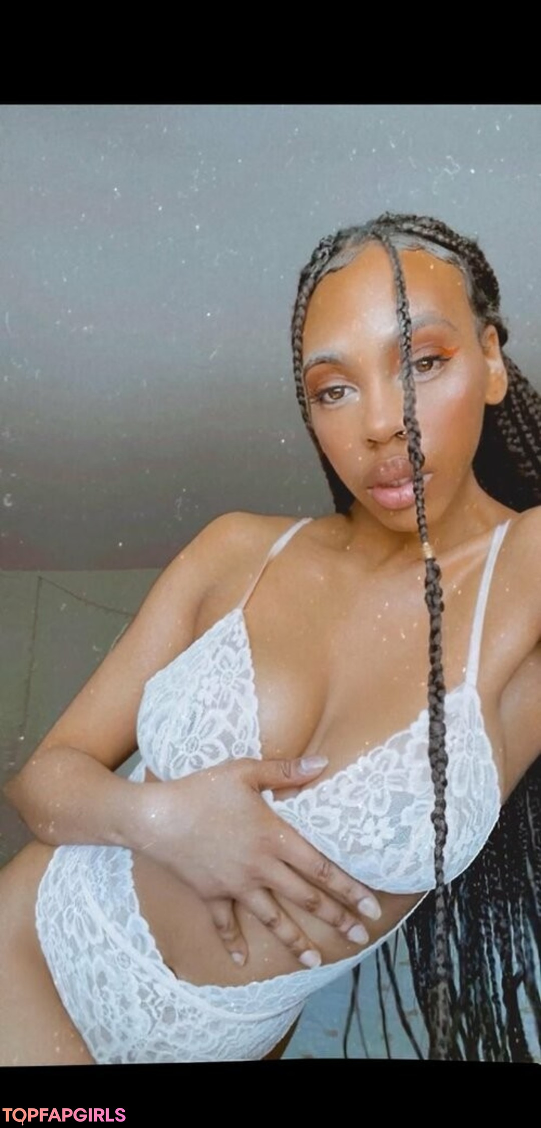 Foto desnuda filtrada de OnlyFans de Sydney Celeste #19 Foto desnuda filtrada de OnlyFans de Sydney Celeste #19