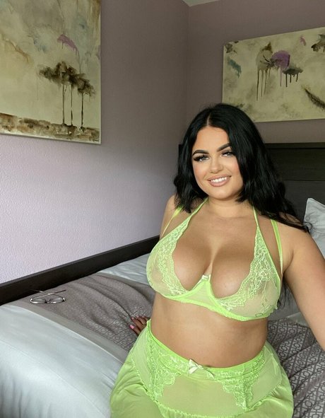 Foto desnuda filtrada de OnlyFans de Taylorxoxox
