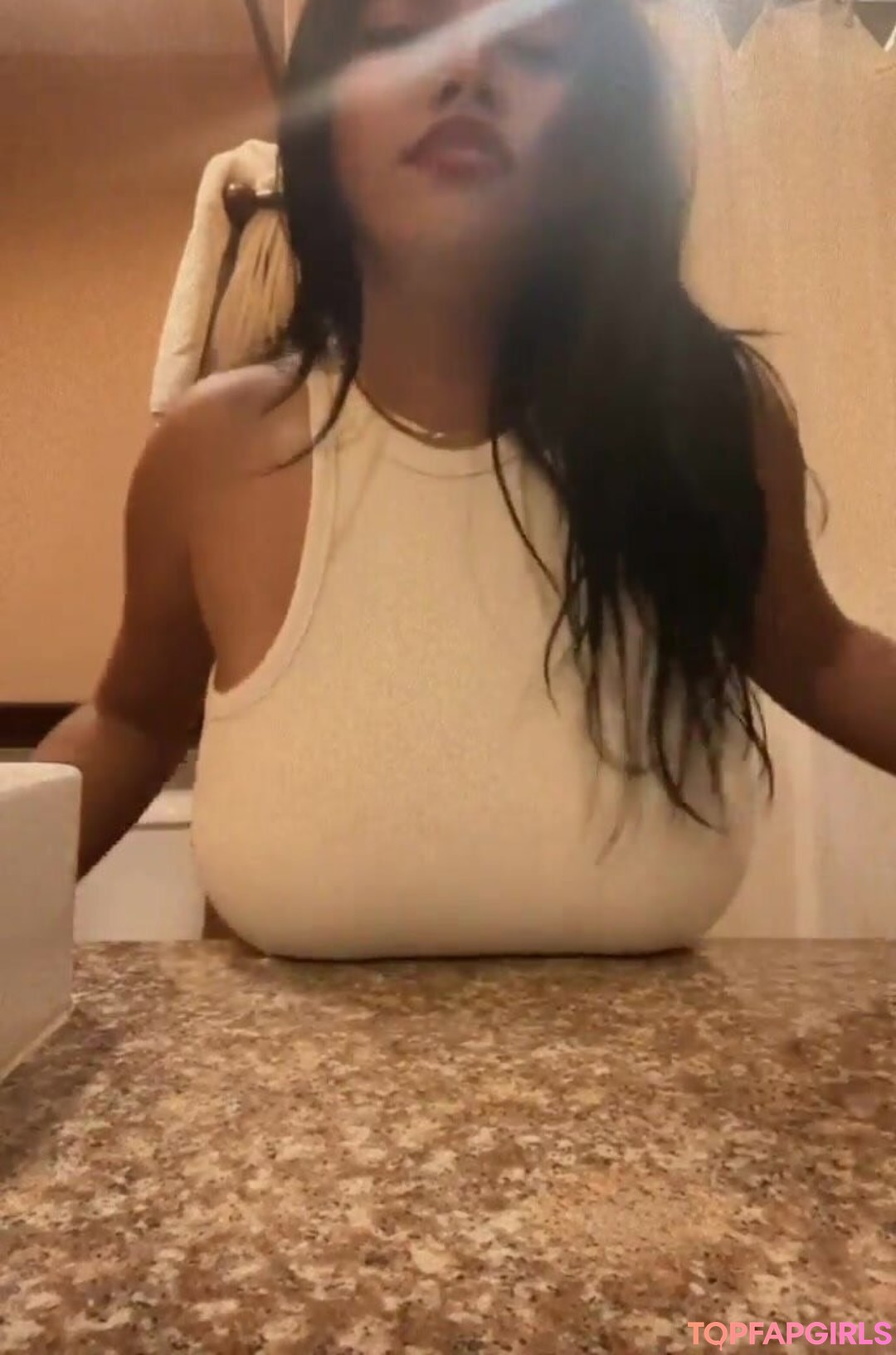 Foto desnuda filtrada de OnlyFans de Curvymoanaaa #94 Foto desnuda filtrada de OnlyFans de Curvymoanaaa #94