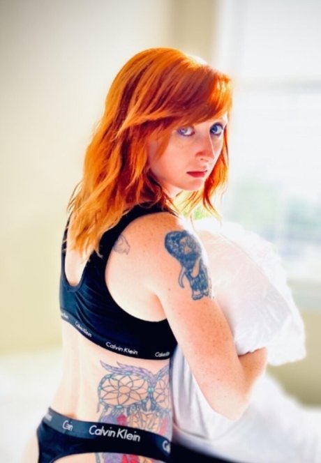 Hollyjaye