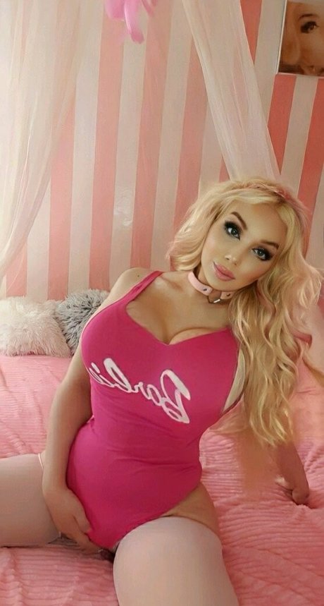 Foto desnuda filtrada de OnlyFans de Candybabythedoll