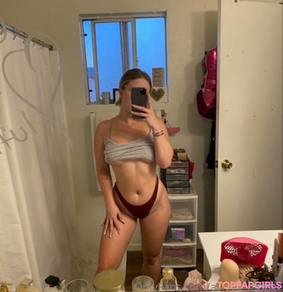 Foto desnuda filtrada de OnlyFans de Ashley Monet #75 Foto desnuda filtrada de OnlyFans de Ashley Monet #75