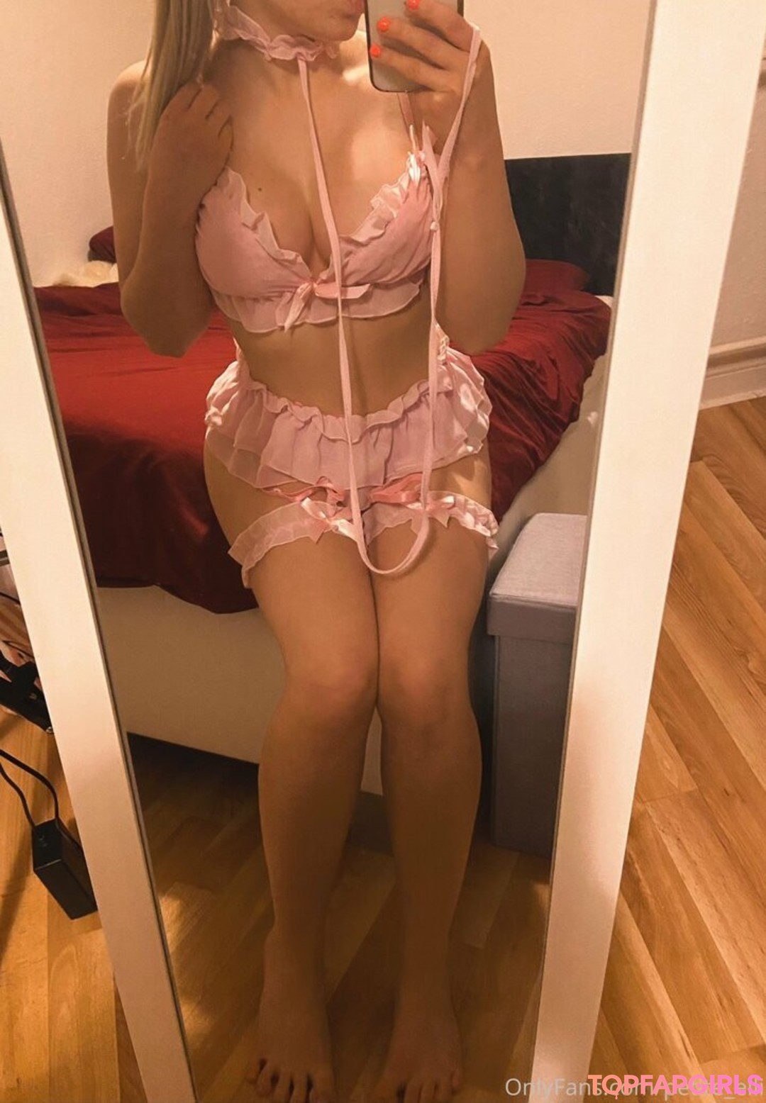 Foto desnuda filtrada de OnlyFans de Petite Elli #166 Foto desnuda filtrada de OnlyFans de Petite Elli #166