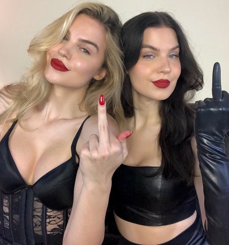 Foto desnuda filtrada de OnlyFans de Thesupremesisters