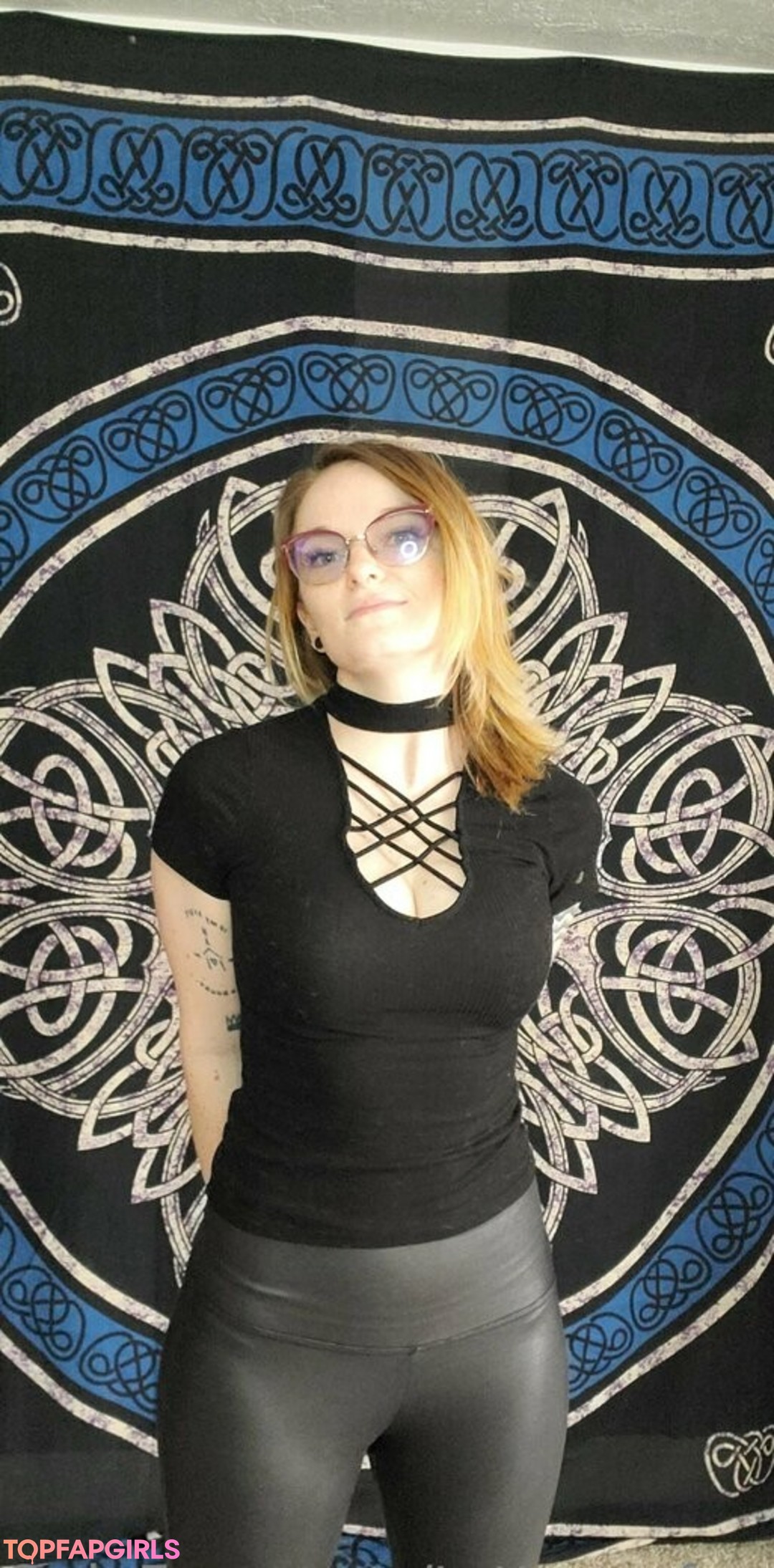 Foto desnuda filtrada de OnlyFans de Tatteasefree #13 Foto desnuda filtrada de OnlyFans de Tatteasefree #13
