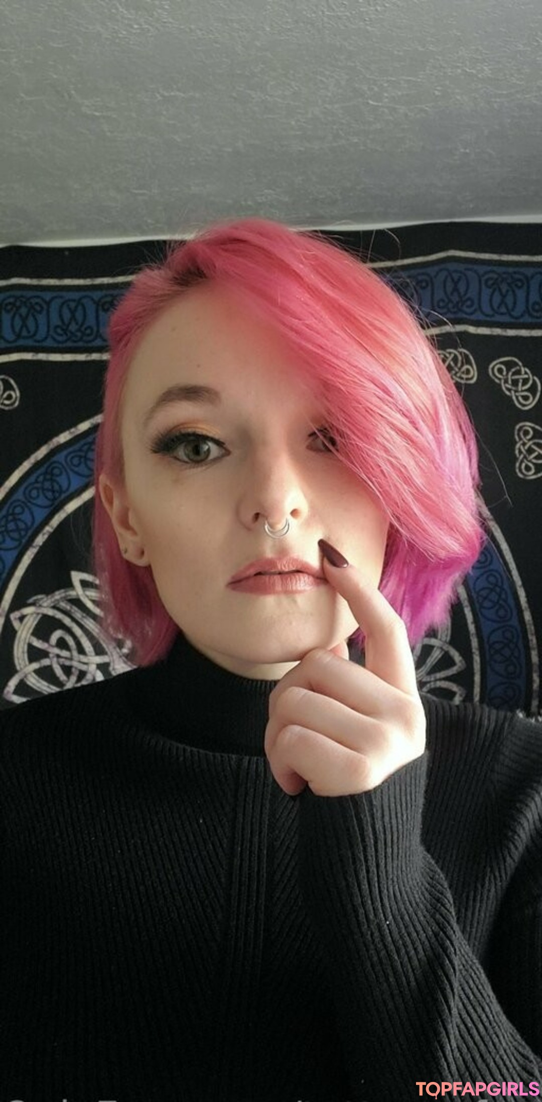 Foto desnuda filtrada de OnlyFans de Tatteasefree #47 Foto desnuda filtrada de OnlyFans de Tatteasefree #47